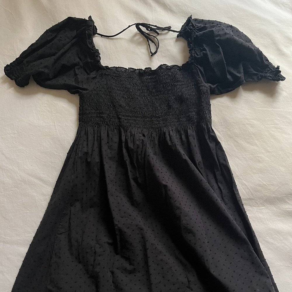 Hill House Home Athena Nap Dress in Black Swiss Dot (size XS)